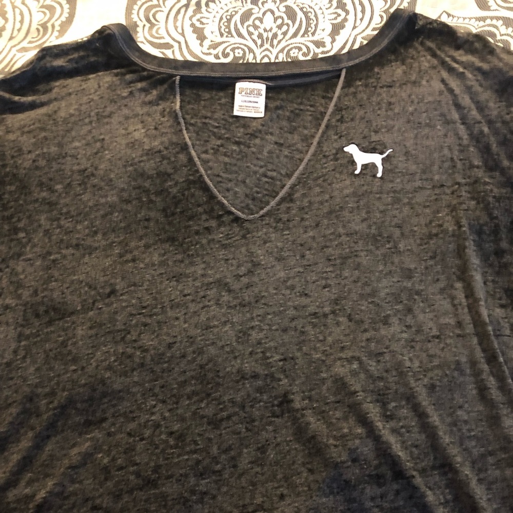 Victoria’s Secret Pink tee shirt
